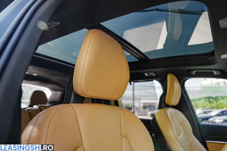 Volvo XC90 din 2020 cu 168.000 km - oferta VOL256132 - foto 36
