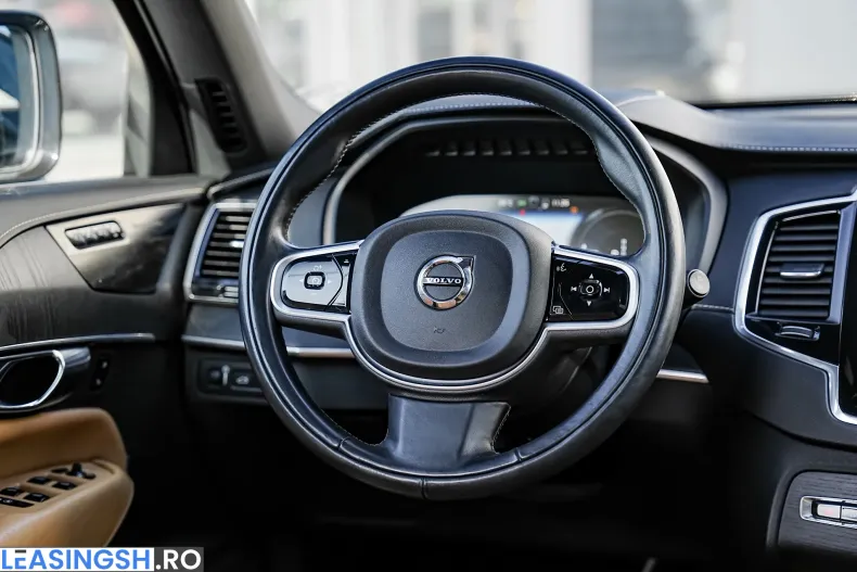 Volvo XC90 din 2020 cu 168.000 km - oferta VOL256132 - foto 39