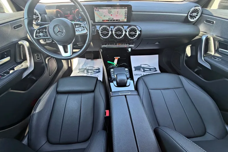 Mercedes-Benz CLA 250 (Clasa CLA) din 2022 cu 120.050 km - oferta MER256142 - foto 15