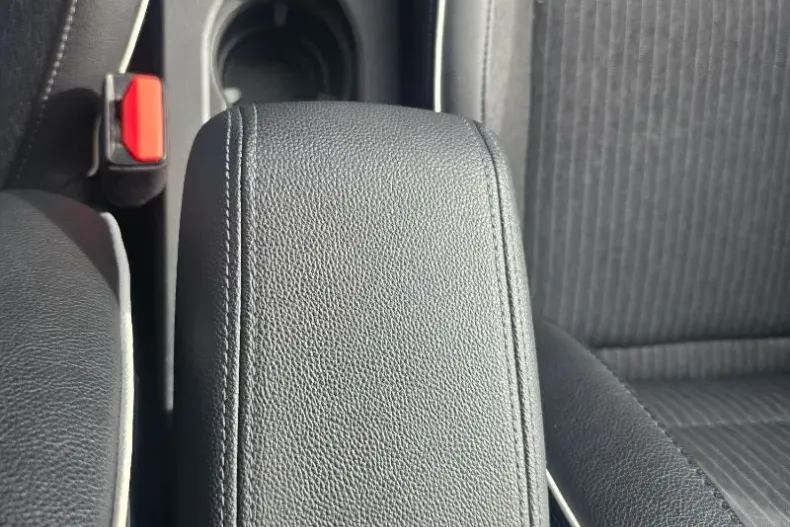 Renault Clio din 2023 cu 38.600 km - oferta REN256144 - foto 18