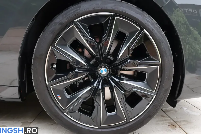 BMW 740 (Seria 7) din 2024 cu 30.798 km - oferta BMW256150 - foto 36