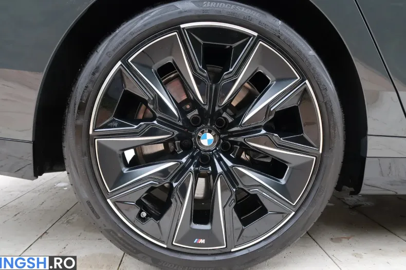 BMW 740 (Seria 7) din 2024 cu 30.798 km - oferta BMW256150 - foto 37
