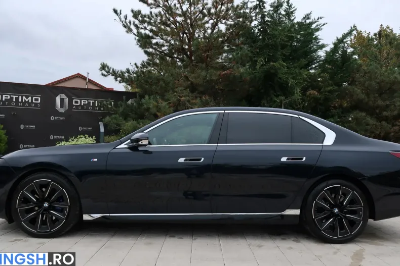 BMW 740 (Seria 7) din 2024 cu 53.899 km - oferta BMW256151 - foto 4