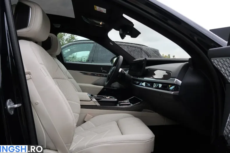 BMW 740 (Seria 7) din 2024 cu 53.899 km - oferta BMW256151 - foto 13