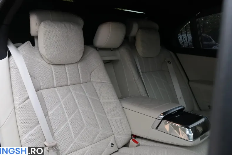 BMW 740 (Seria 7) din 2024 cu 53.899 km - oferta BMW256151 - foto 20