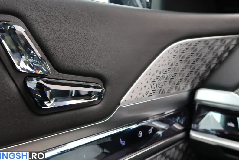 BMW 740 (Seria 7) din 2024 cu 53.899 km - oferta BMW256151 - foto 33