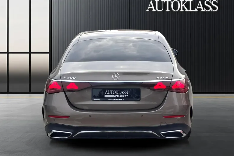 Mercedes-Benz E din 2024 cu 30.785 km - oferta MER256157 - foto 8
