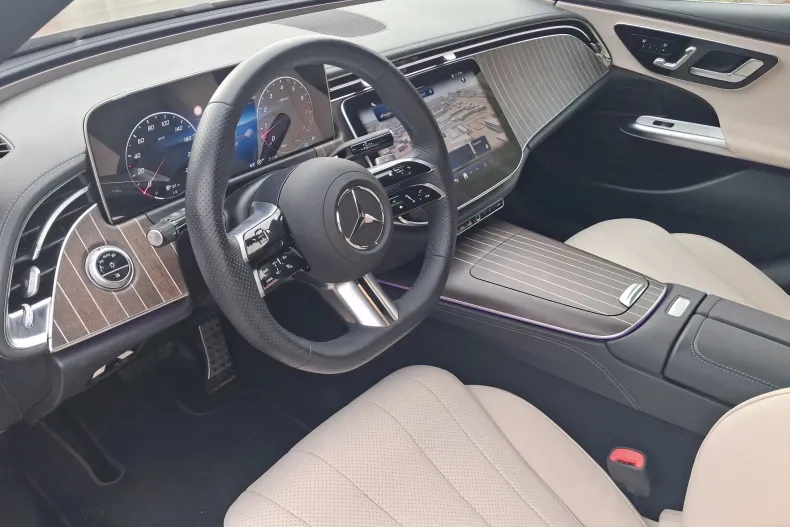 Mercedes-Benz E din 2024 cu 30.785 km - oferta MER256157 - foto 9