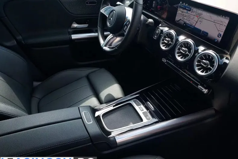 Mercedes-Benz GLA din 2024 cu 35.015 km - oferta MER256160 - foto 12