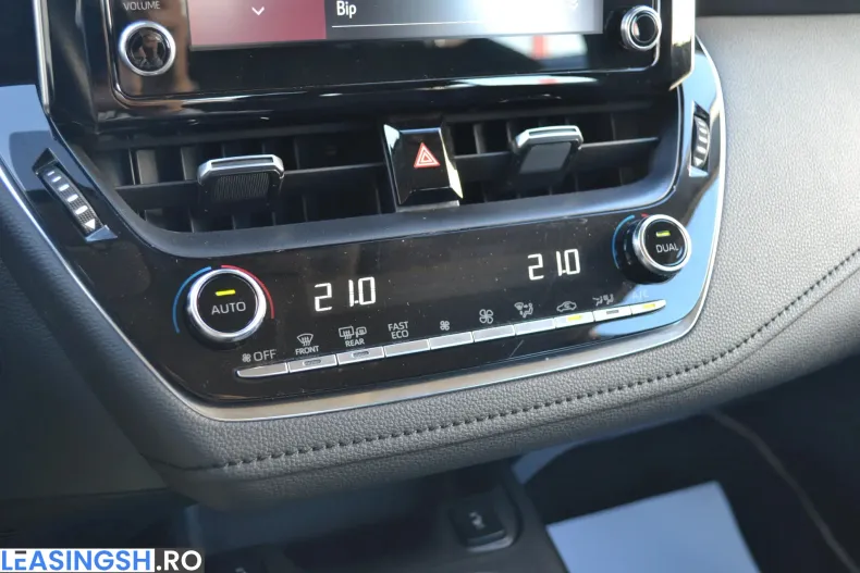 Toyota Corolla din 2022 cu 40.835 km - oferta TOY256163 - foto 26