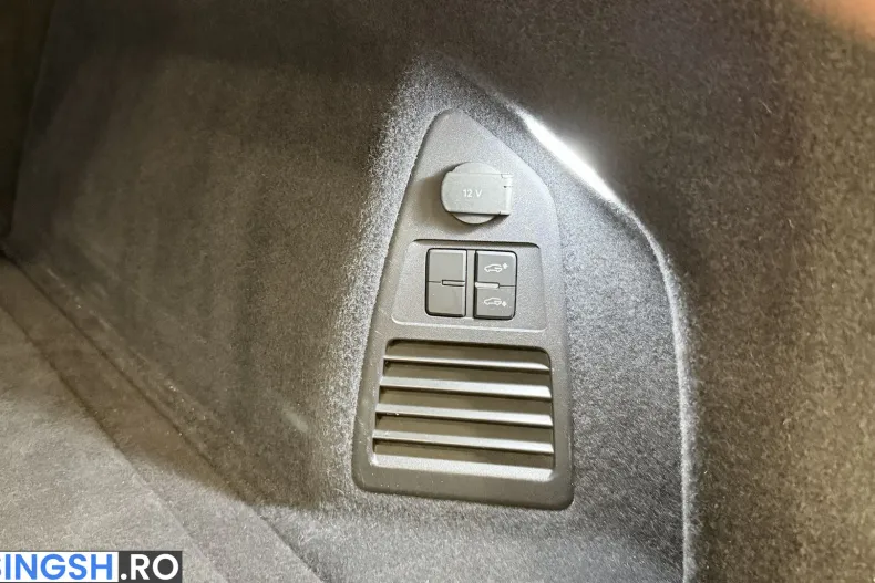 Volkswagen Touareg din 2023 cu 107.319 km - oferta VOL256179 - foto 38