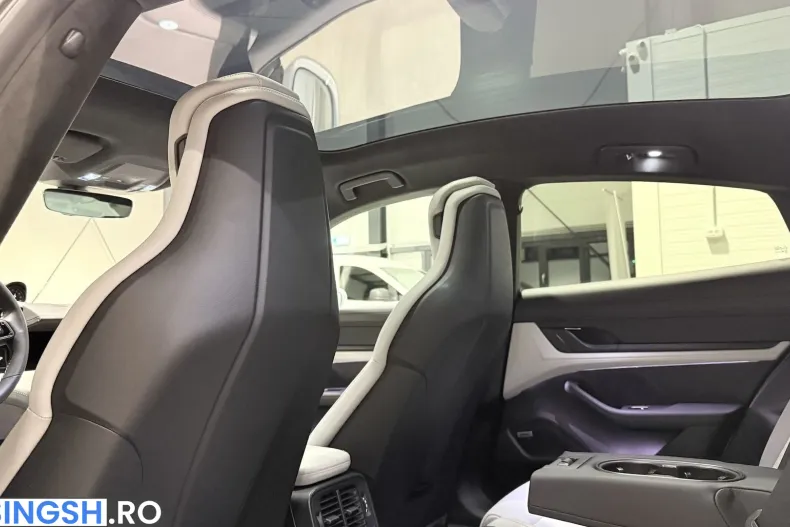 Porsche Taycan din 2022 cu 56.100 km - oferta POR256180 - foto 8
