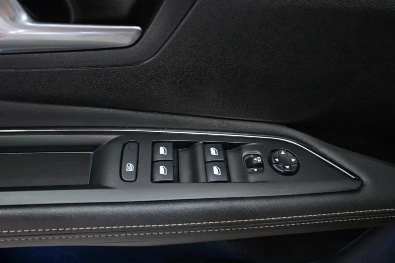 Peugeot 3008 din 2020 cu 75.144 km - oferta PEU256190 - foto 29