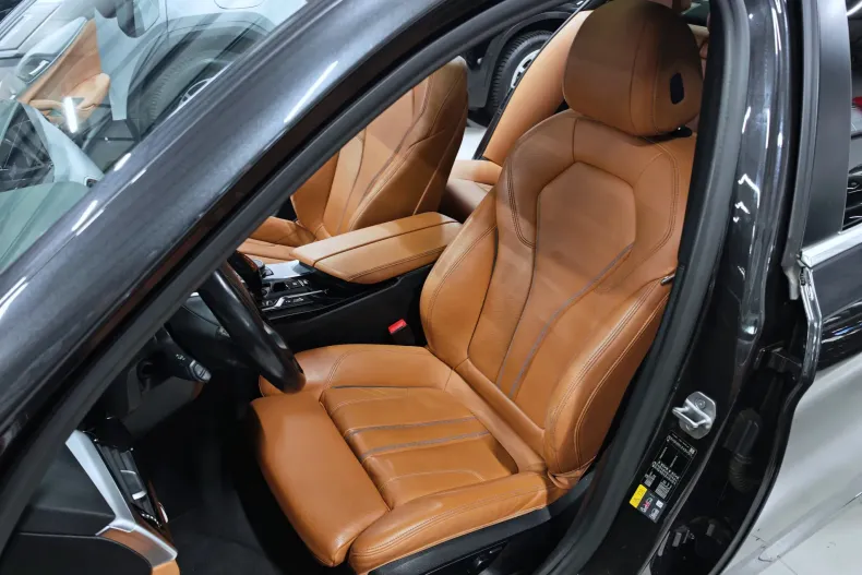 BMW 530 (Seria 5) din 2021 cu 104.100 km - oferta BMW256191 - foto 8