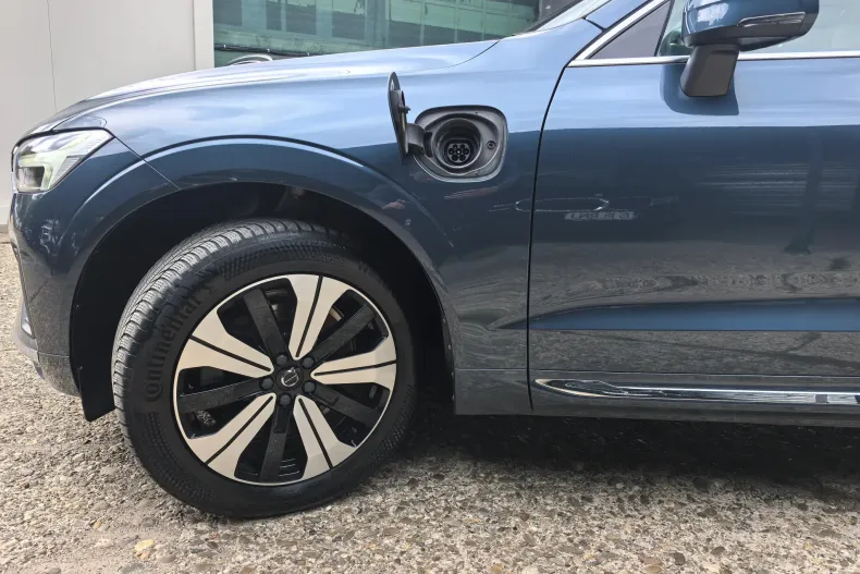 Volvo XC60 din 2022 cu 128.460 km - oferta VOL256198 - foto 20