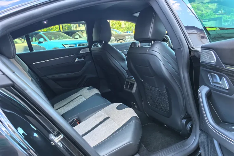 Peugeot 508 din 2021 cu 158.400 km - oferta PEU256200 - foto 15