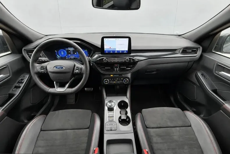 Ford Kuga din 2023 cu 96.008 km - oferta FOR256205 - foto 6