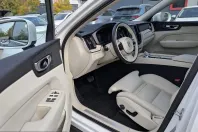 Volvo XC60 din 2022 cu 115.948 km - oferta VOL256210 - foto 13