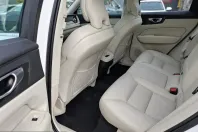 Volvo XC60 din 2022 cu 115.948 km - oferta VOL256210 - foto 21