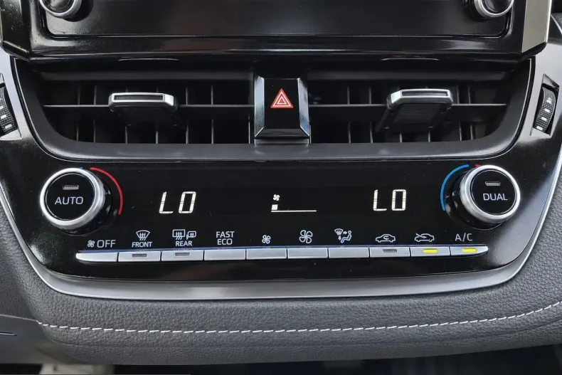 Toyota Corolla din 2022 cu 119.626 km - oferta TOY256211 - foto 17