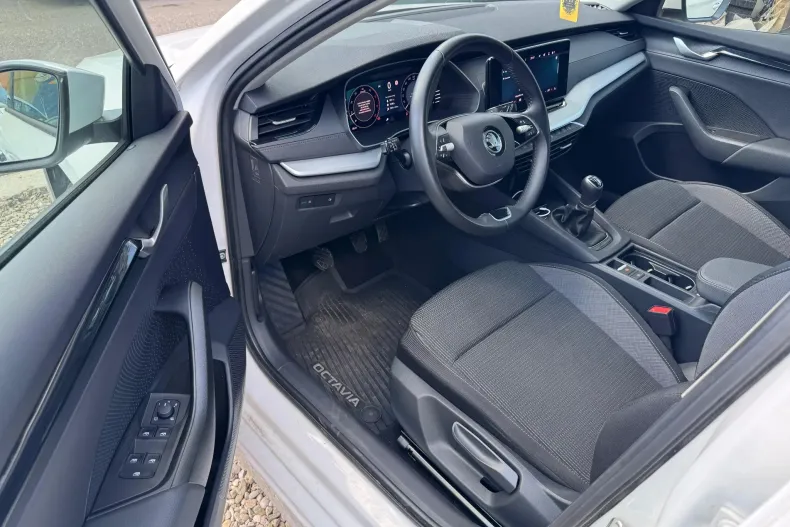 Skoda Octavia din 2025 cu 55.000 km - oferta SKO256232 - foto 7