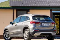 Mercedes-Benz GLA din 2020 cu 73.000 km - oferta MER256236 - foto 3