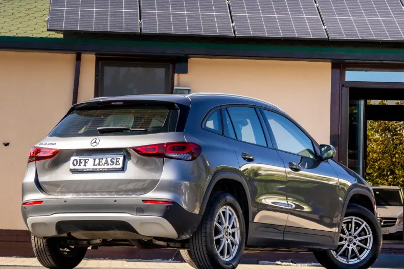 Mercedes-Benz GLA din 2020 cu 73.000 km - oferta MER256236 - foto 4