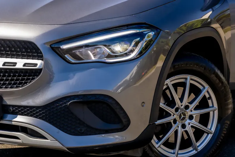 Mercedes-Benz GLA din 2020 cu 73.000 km - oferta MER256236 - foto 10