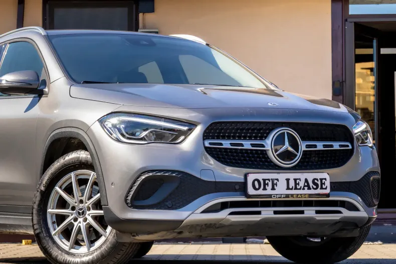 Mercedes-Benz GLA din 2020 cu 73.000 km - oferta MER256236 - foto 12