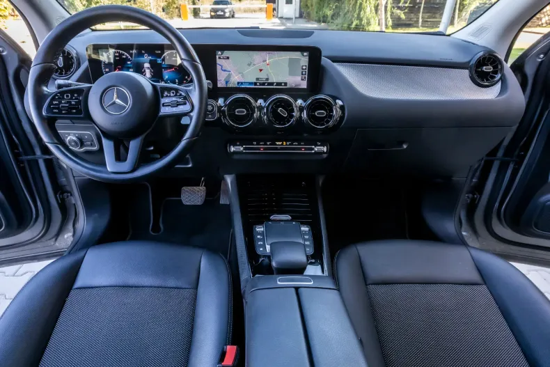 Mercedes-Benz GLA din 2020 cu 73.000 km - oferta MER256236 - foto 15