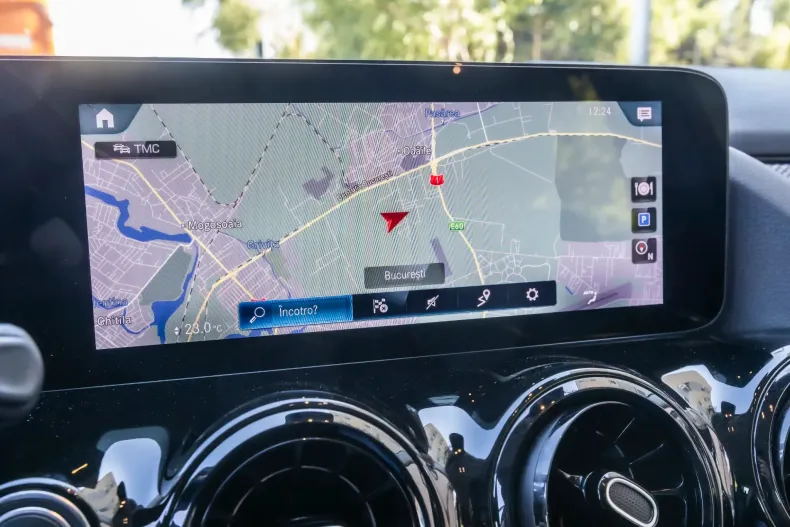 Mercedes-Benz GLA din 2020 cu 73.000 km - oferta MER256236 - foto 21