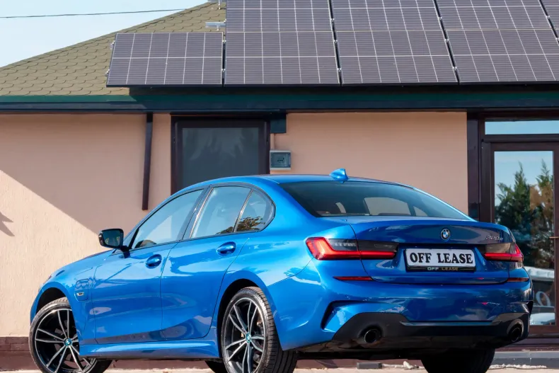 BMW 320 (Seria 3) din 2022 cu 180.000 km - oferta BMW256237 - foto 4