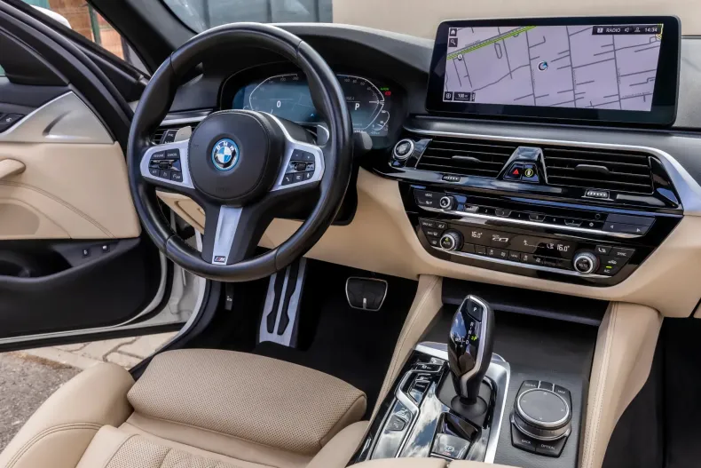BMW 545 (Seria 5) din 2022 cu 76.000 km - oferta BMW256238 - foto 7