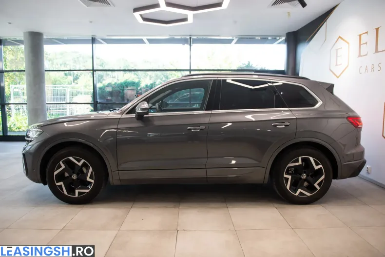Volkswagen Touareg din 2025 cu 11.780 km - oferta VOL256247 - foto 4