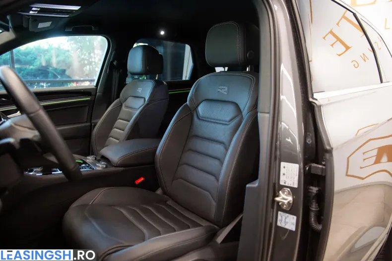 Volkswagen Touareg din 2025 cu 11.780 km - oferta VOL256247 - foto 15