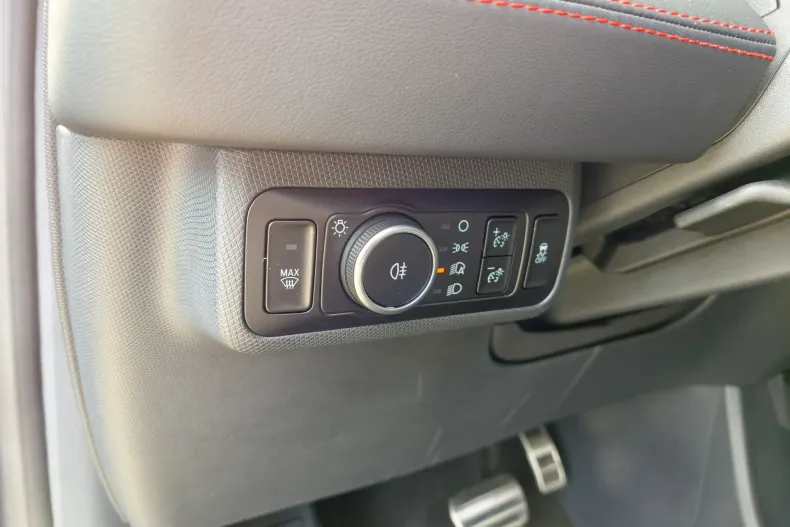Ford Mustang Mach-E din 2025 cu 10.679 km - oferta FOR256270 - foto 9