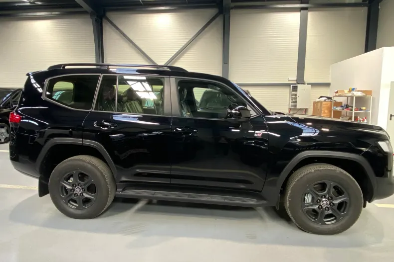 Toyota Land Cruiser din 2026 cu 10 km - oferta TOY256276 - foto 2