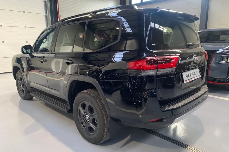 Toyota Land Cruiser din 2026 cu 10 km - oferta TOY256276 - foto 6
