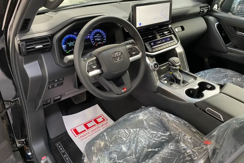 Toyota Land Cruiser din 2026 cu 10 km - oferta TOY256276 - foto 13