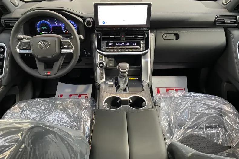 Toyota Land Cruiser din 2026 cu 10 km - oferta TOY256276 - foto 14