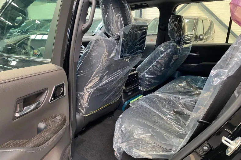 Toyota Land Cruiser din 2026 cu 10 km - oferta TOY256277 - foto 14