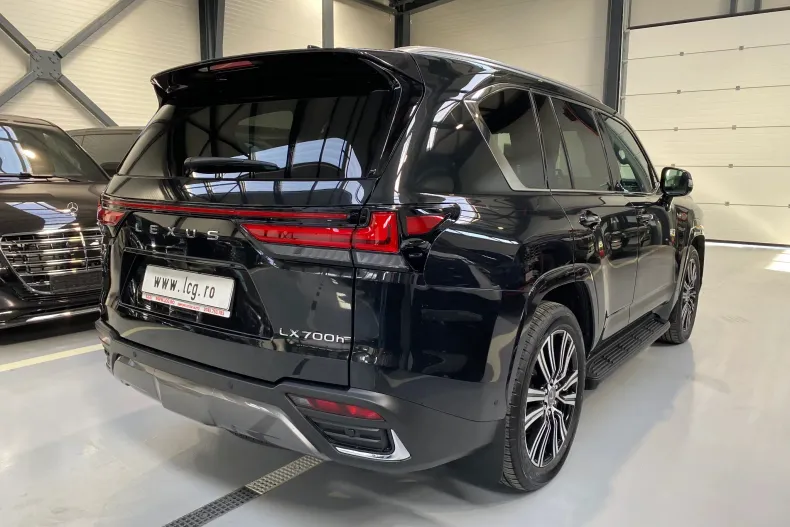 Lexus Seria LX din 2025 cu 10 km - oferta LEX256278 - foto 3