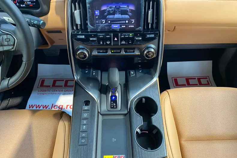 Lexus Seria LX din 2025 cu 10 km - oferta LEX256278 - foto 17