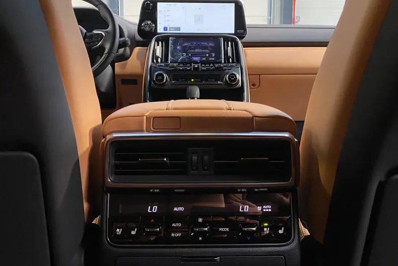 Lexus Seria LX din 2025 cu 10 km - oferta LEX256278 - foto 22