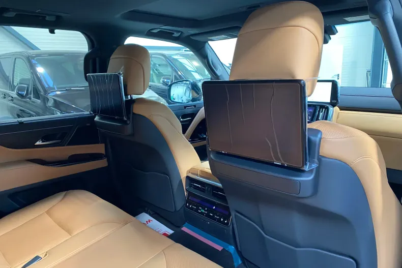 Lexus Seria LX din 2025 cu 10 km - oferta LEX256278 - foto 23