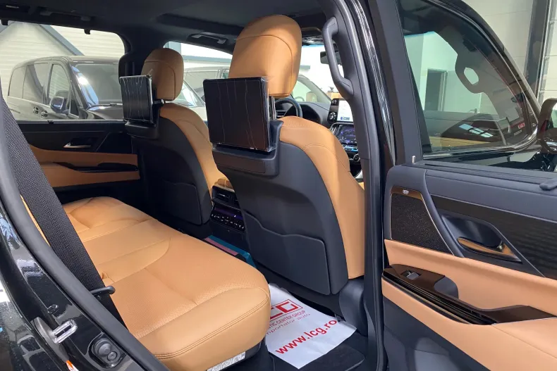Lexus Seria LX din 2025 cu 10 km - oferta LEX256278 - foto 24