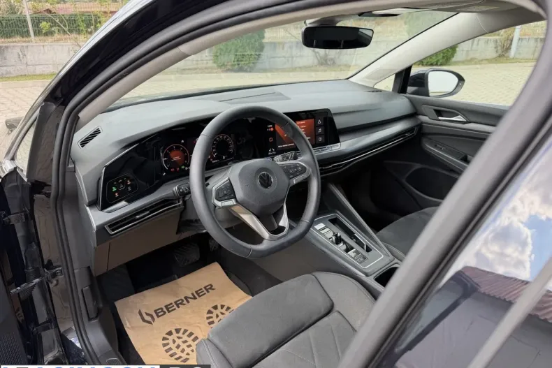 Volkswagen Golf din 2022 cu 85.232 km - oferta VOL256281 - foto 9