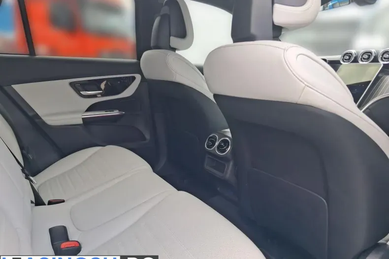 Mercedes-Benz GLC din 2025 cu 8.554 km - oferta MER256283 - foto 15