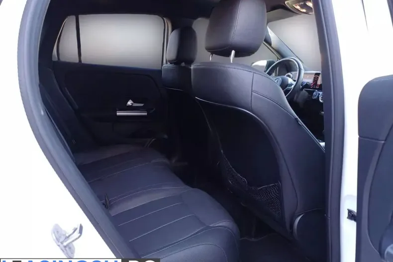 Mercedes-Benz GLA din 2024 cu 28.402 km - oferta MER256285 - foto 9