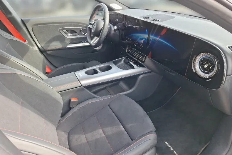 Mercedes-Benz CLA 200 (Clasa CLA) din 2026 cu 17.290 km - oferta MER256286 - foto 13